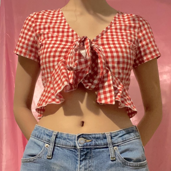 Y2K Cottagecore Red Gingham Tied Crop Top - Picture 2 of 3